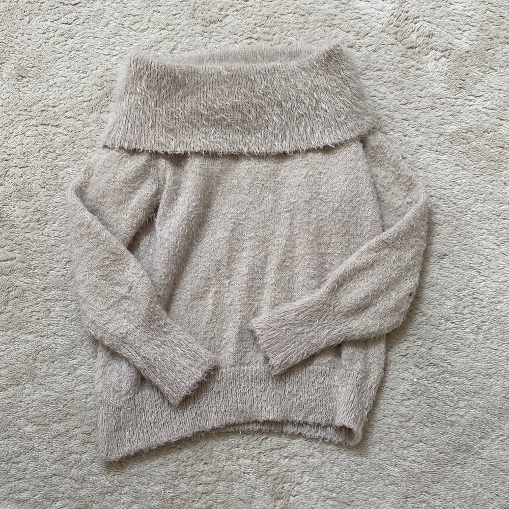 charlotte russe off shoulder wrap fuzzy sweater 💖 5 for 25 💖